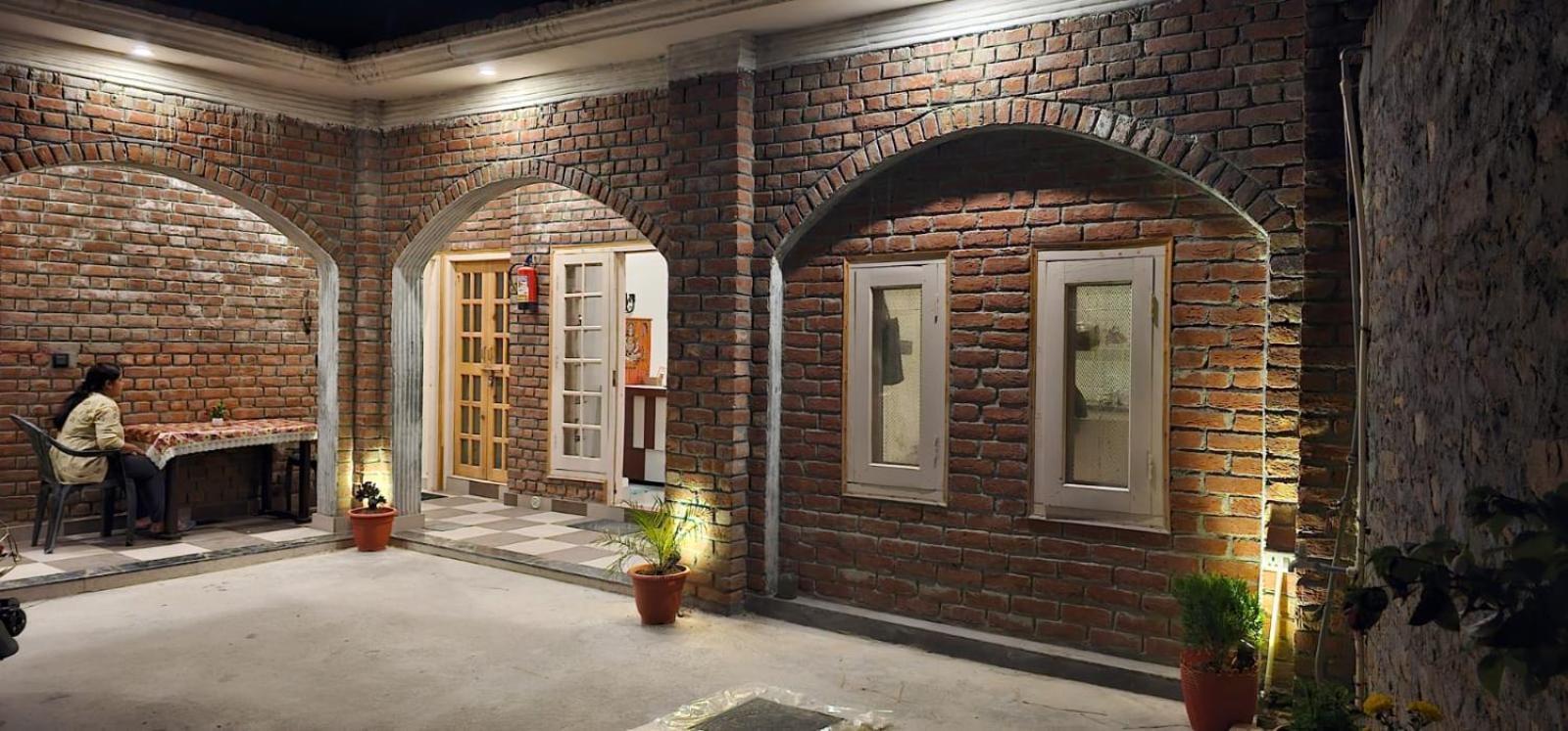 Golden Himalaya Homestay Kausani Exteriör bild