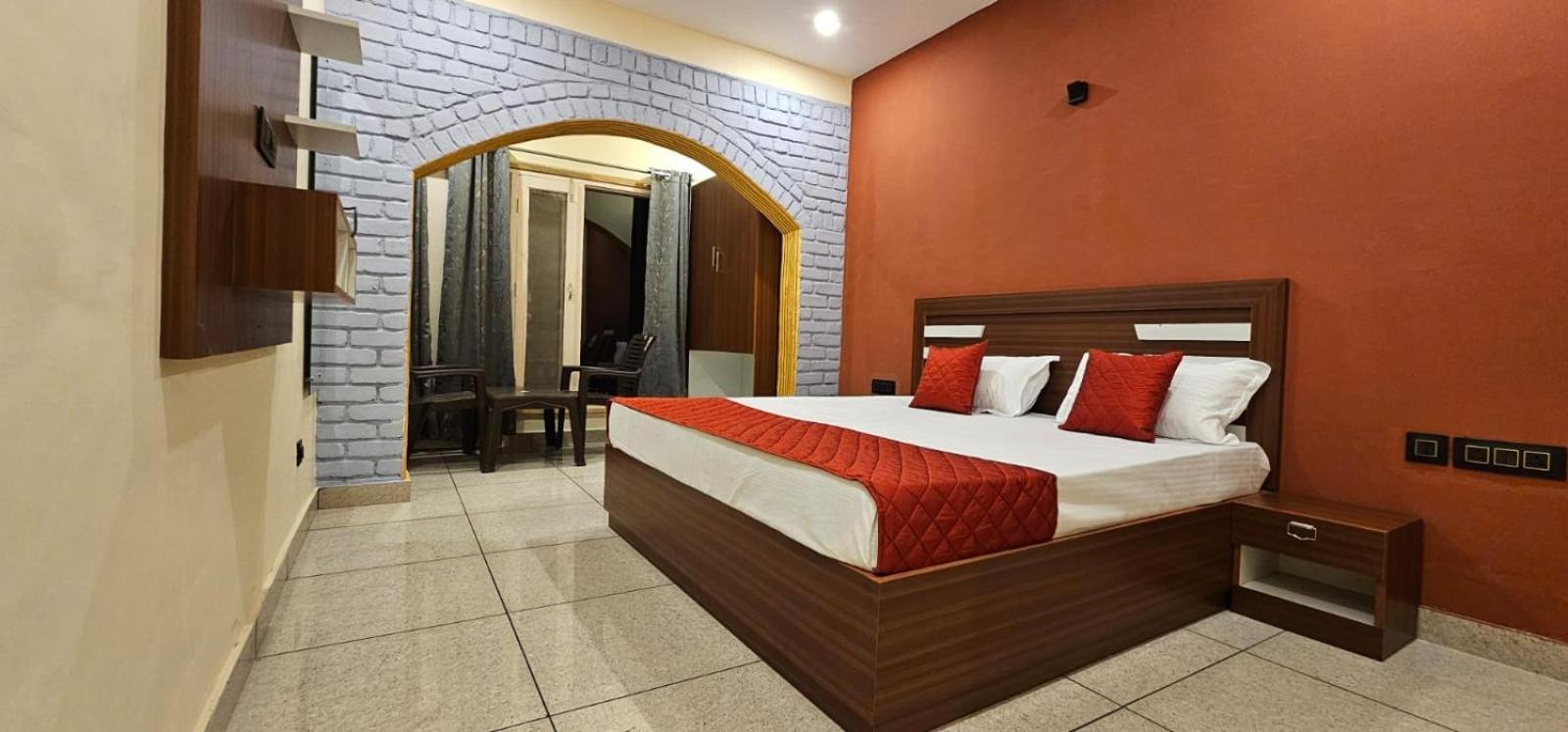 Golden Himalaya Homestay Kausani Exteriör bild